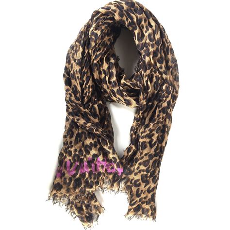 louis vuitton leopard print scarf replica uk|louis vuitton head scarf price.